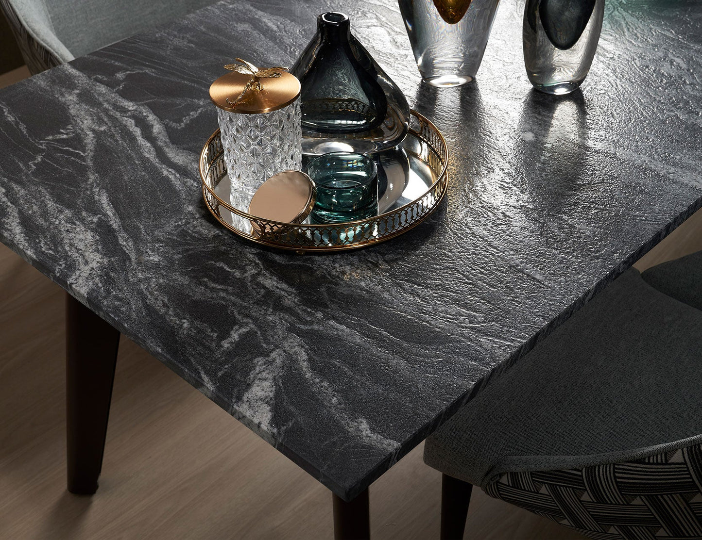 Table à manger en granit BLACK BEAUTY