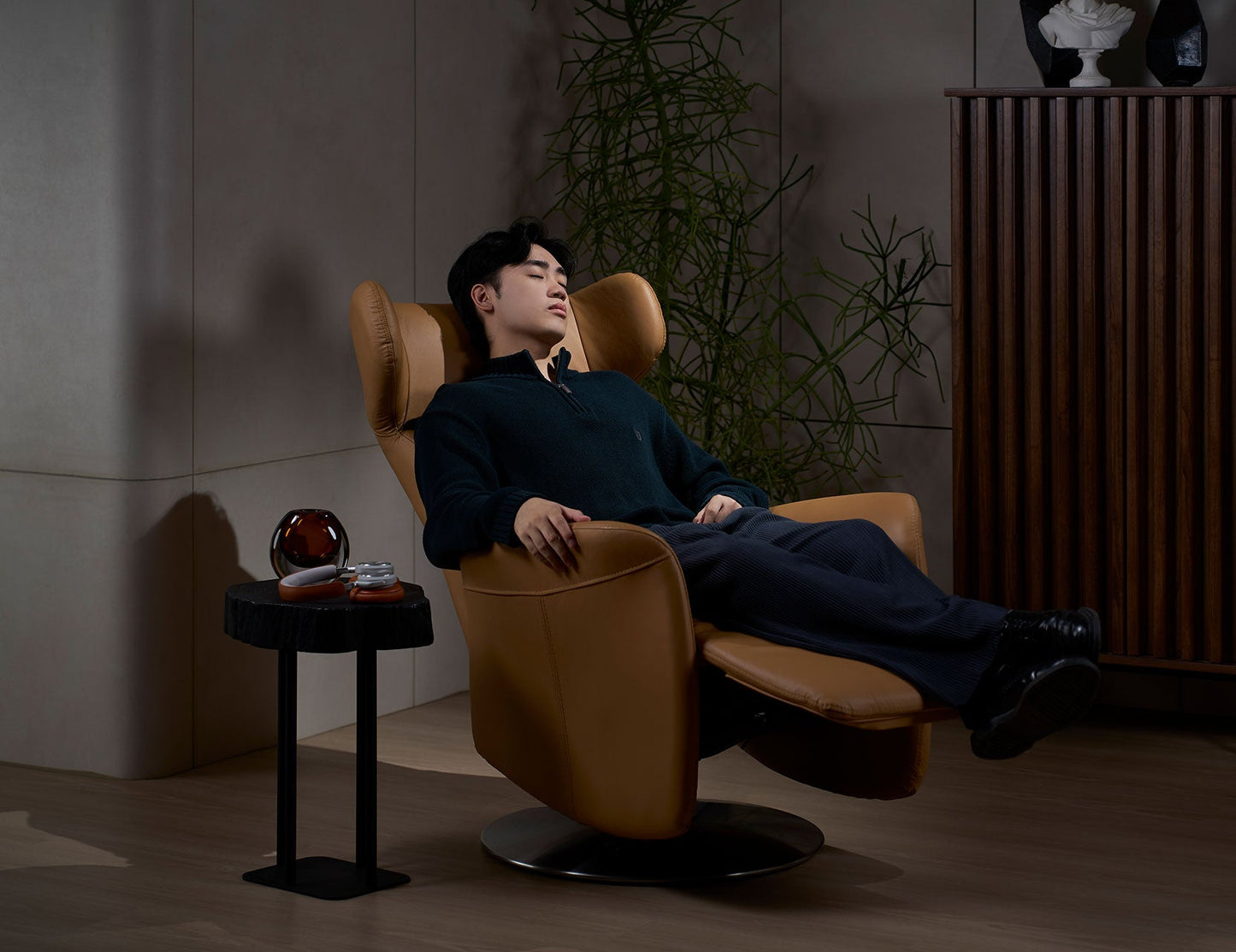 Fauteuil inclinable motorisé en cuir WINGBACK