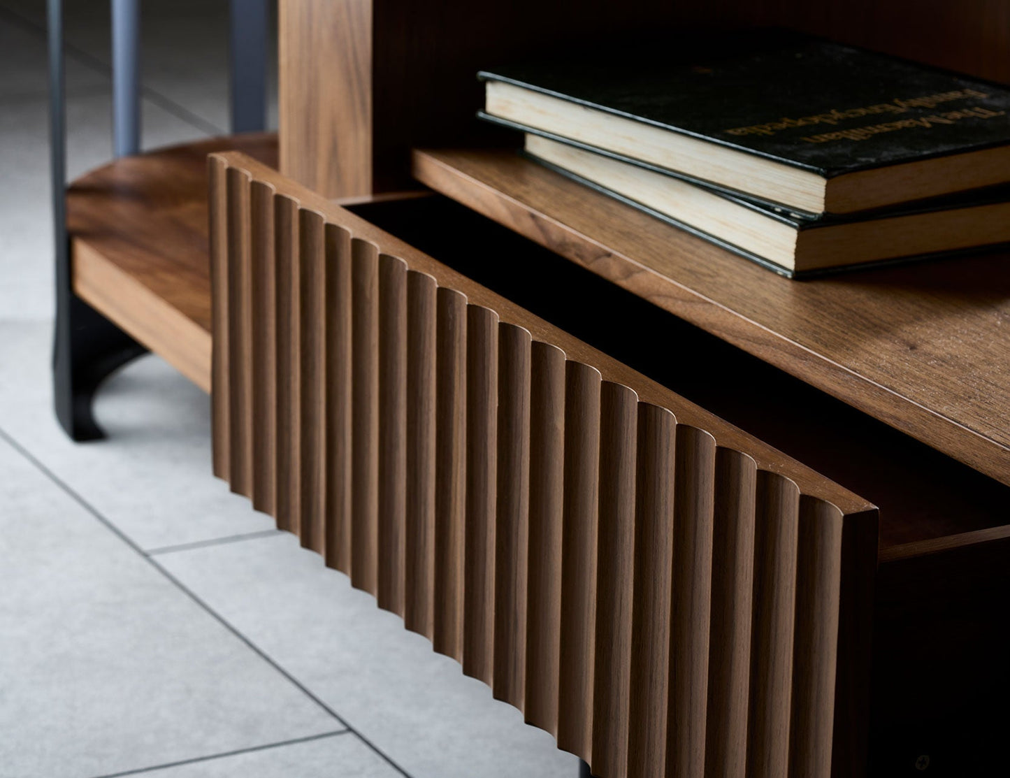 Console TV extensible avec plateau en pierre frittée FLUTO