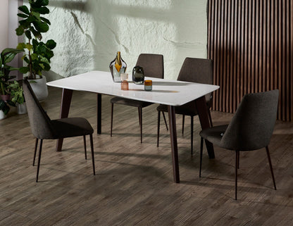 Table à manger KAY en quartz avec accents de marbre
