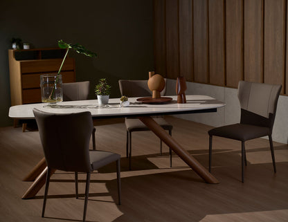 Table à manger BRANCA en quartz avec accents de marbre