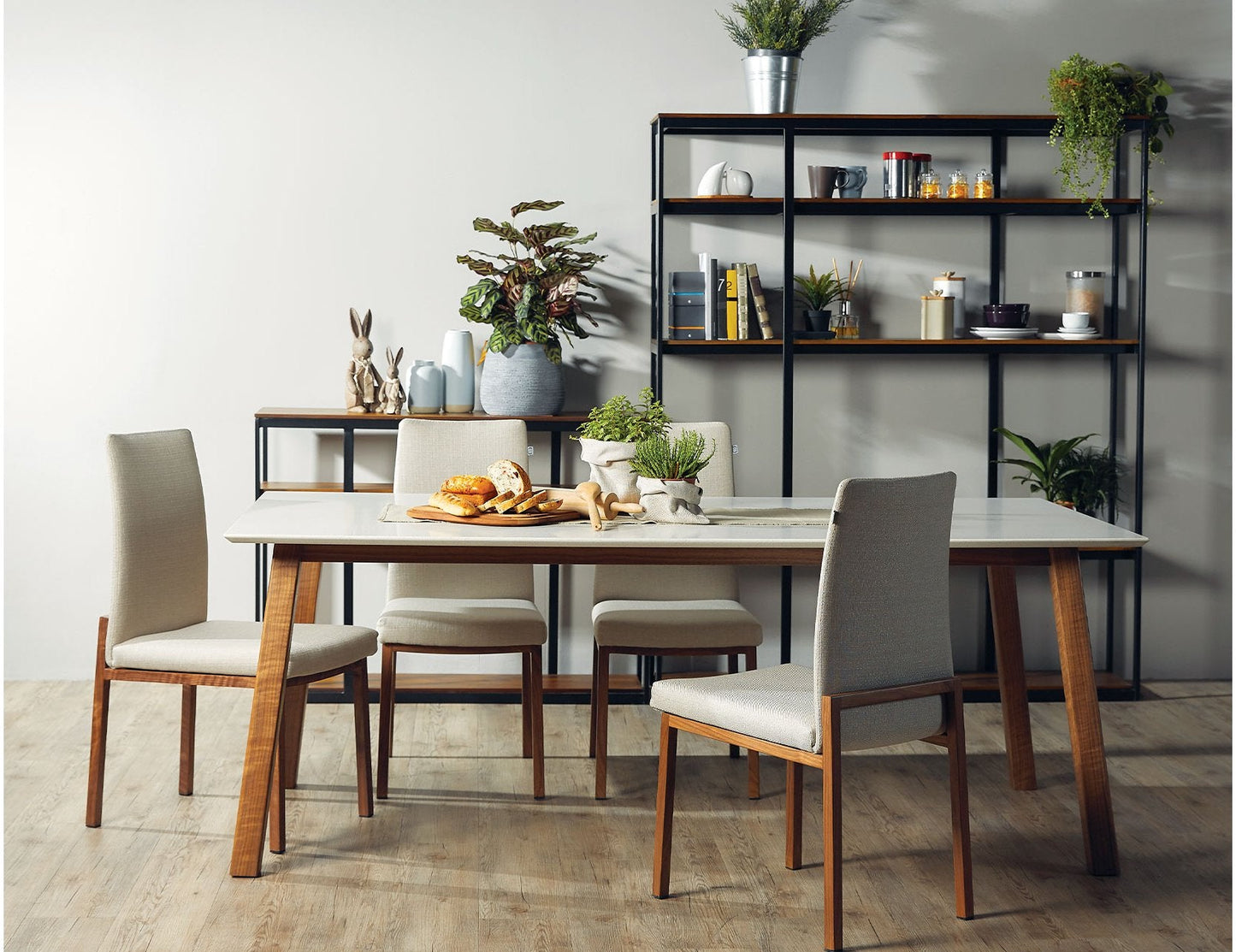 Table à manger avec plateau en quartz BOLDA