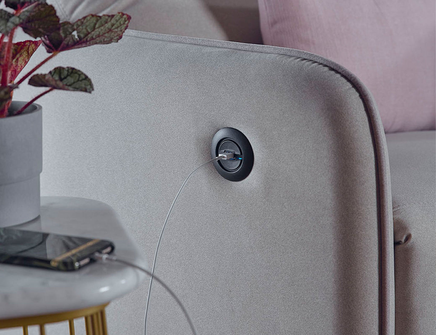 Canapé inclinable motorisé en tissu HOMER avec dossier haut et ports USB