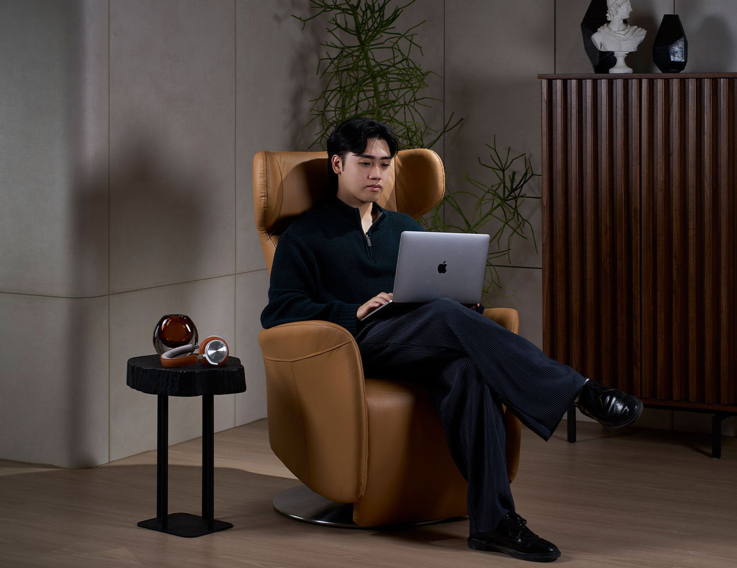 Fauteuil inclinable motorisé en cuir WINGBACK