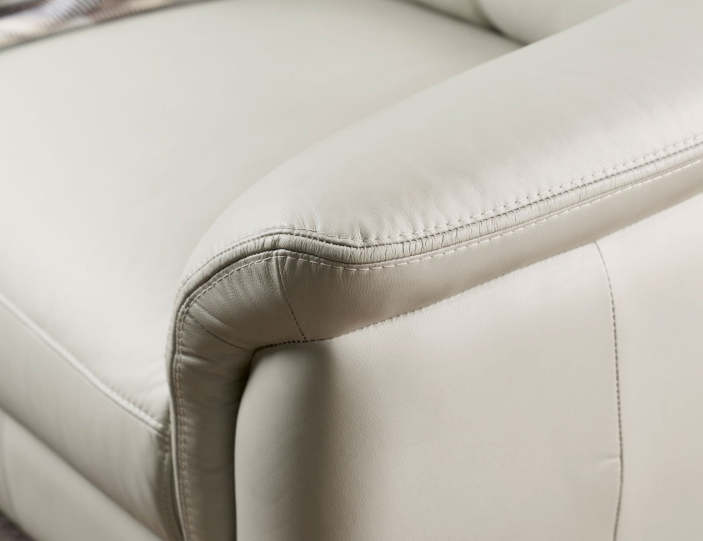 Canapé modulaire BORGES en cuir de luxe avec dossier et appui-tête en peluche