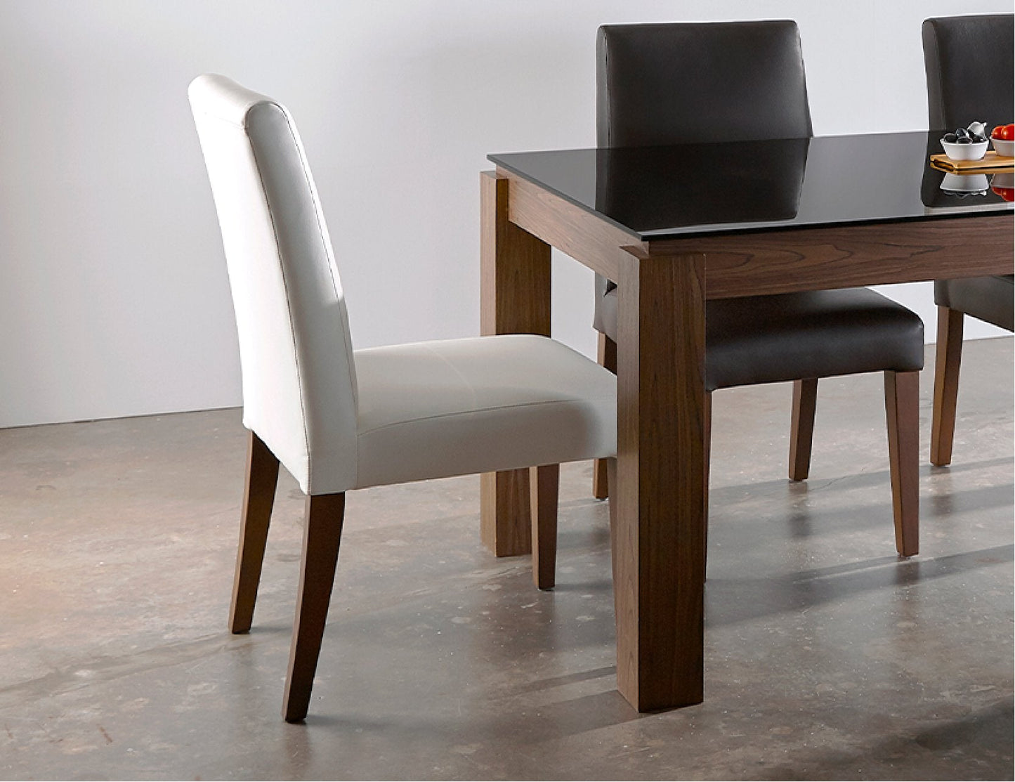 Chaise de salle à manger DORIC