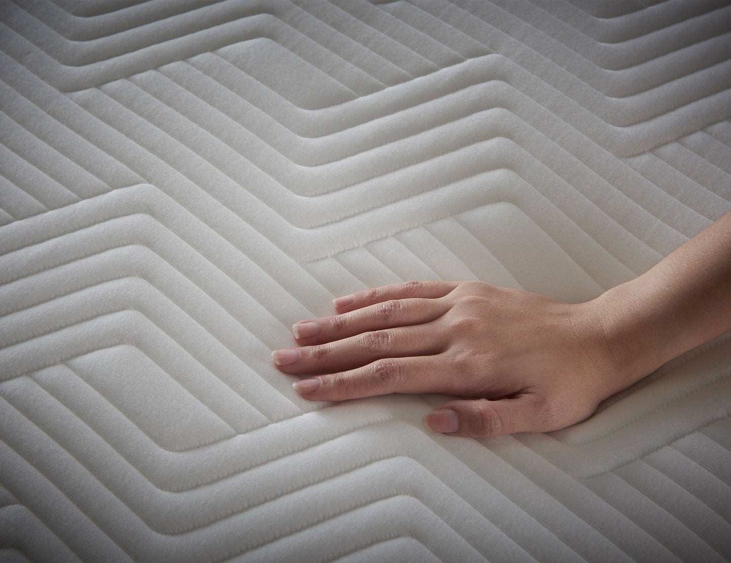 Matelas ORTHOPEDIC MASTER Sanitized® en mousse antimicrobienne haute résilience avec ressorts réactifs