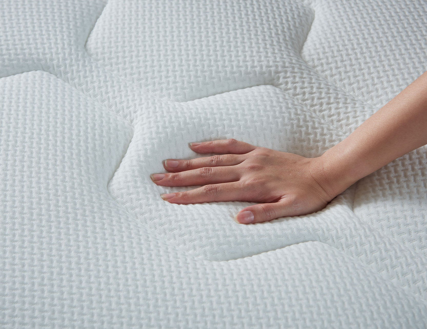 Matelas Spinal Supreme Sanitized® en latex naturel antimicrobien avec ressorts réactifs